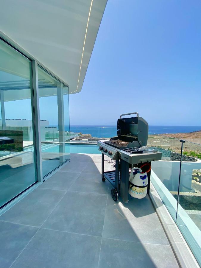Rocavista - Villa With Heated Rooftop Pool And Amazing Ocean View アデヘ エクステリア 写真