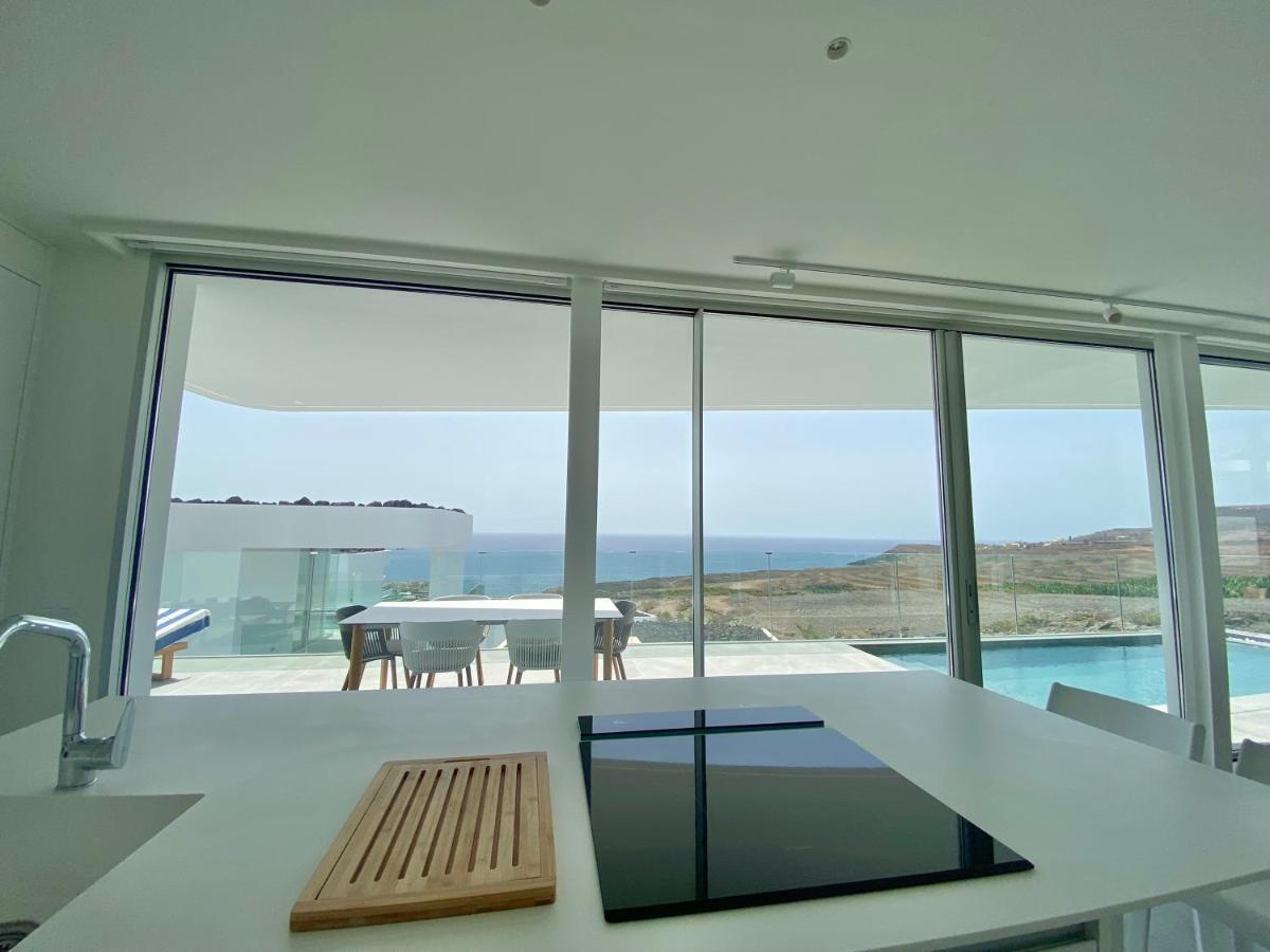 Rocavista - Villa With Heated Rooftop Pool And Amazing Ocean View アデヘ エクステリア 写真