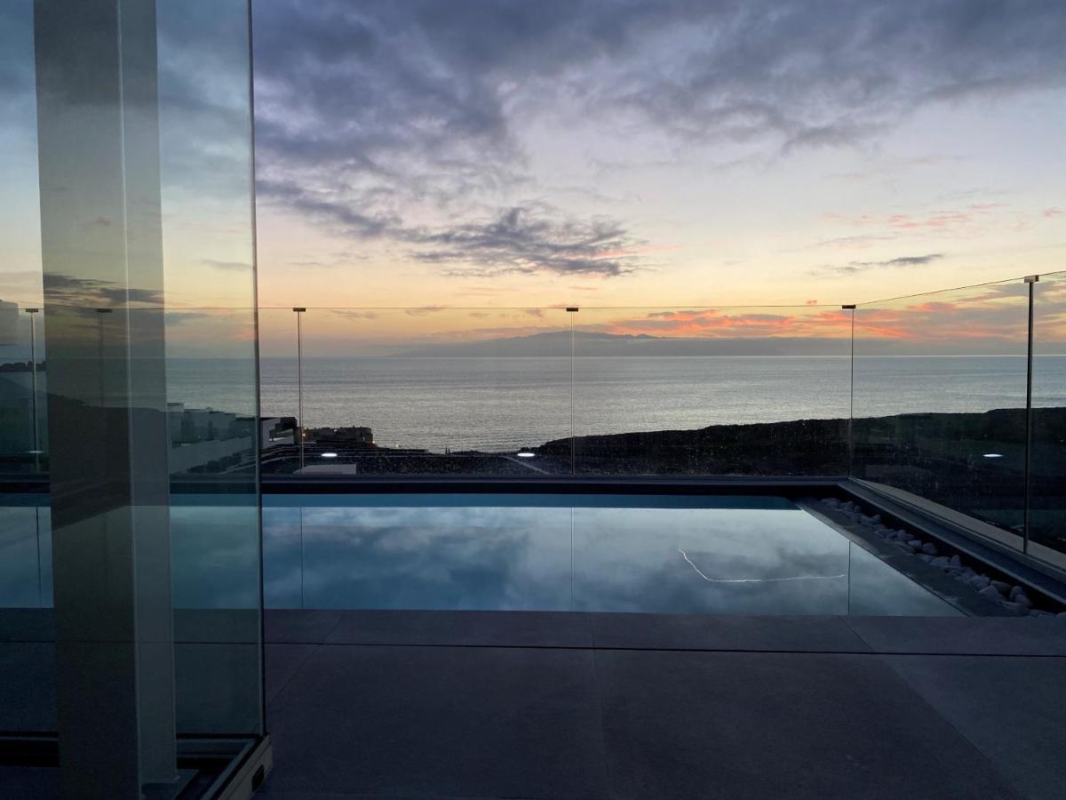 Rocavista - Villa With Heated Rooftop Pool And Amazing Ocean View アデヘ エクステリア 写真