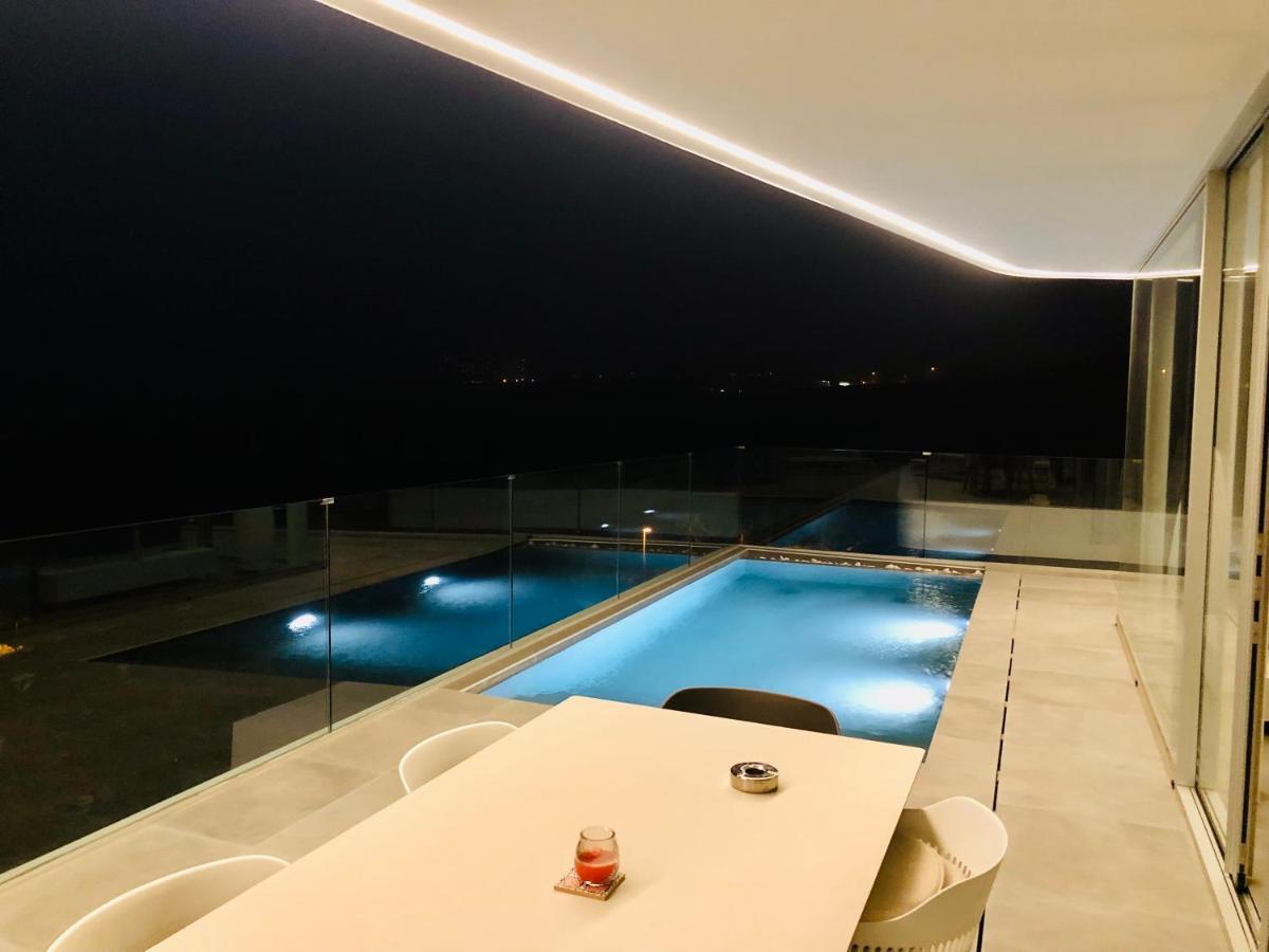 Rocavista - Villa With Heated Rooftop Pool And Amazing Ocean View アデヘ エクステリア 写真