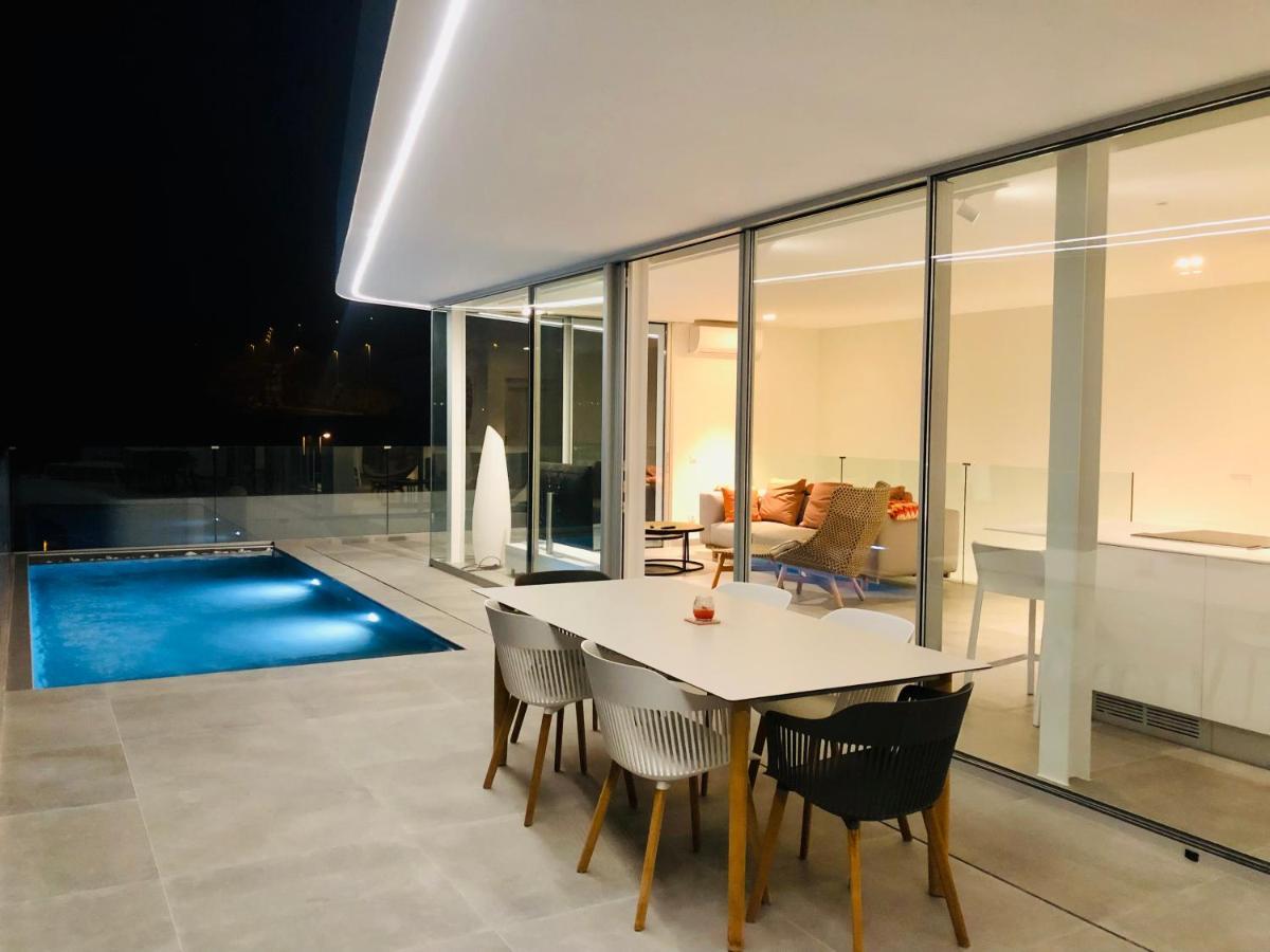 Rocavista - Villa With Heated Rooftop Pool And Amazing Ocean View アデヘ エクステリア 写真